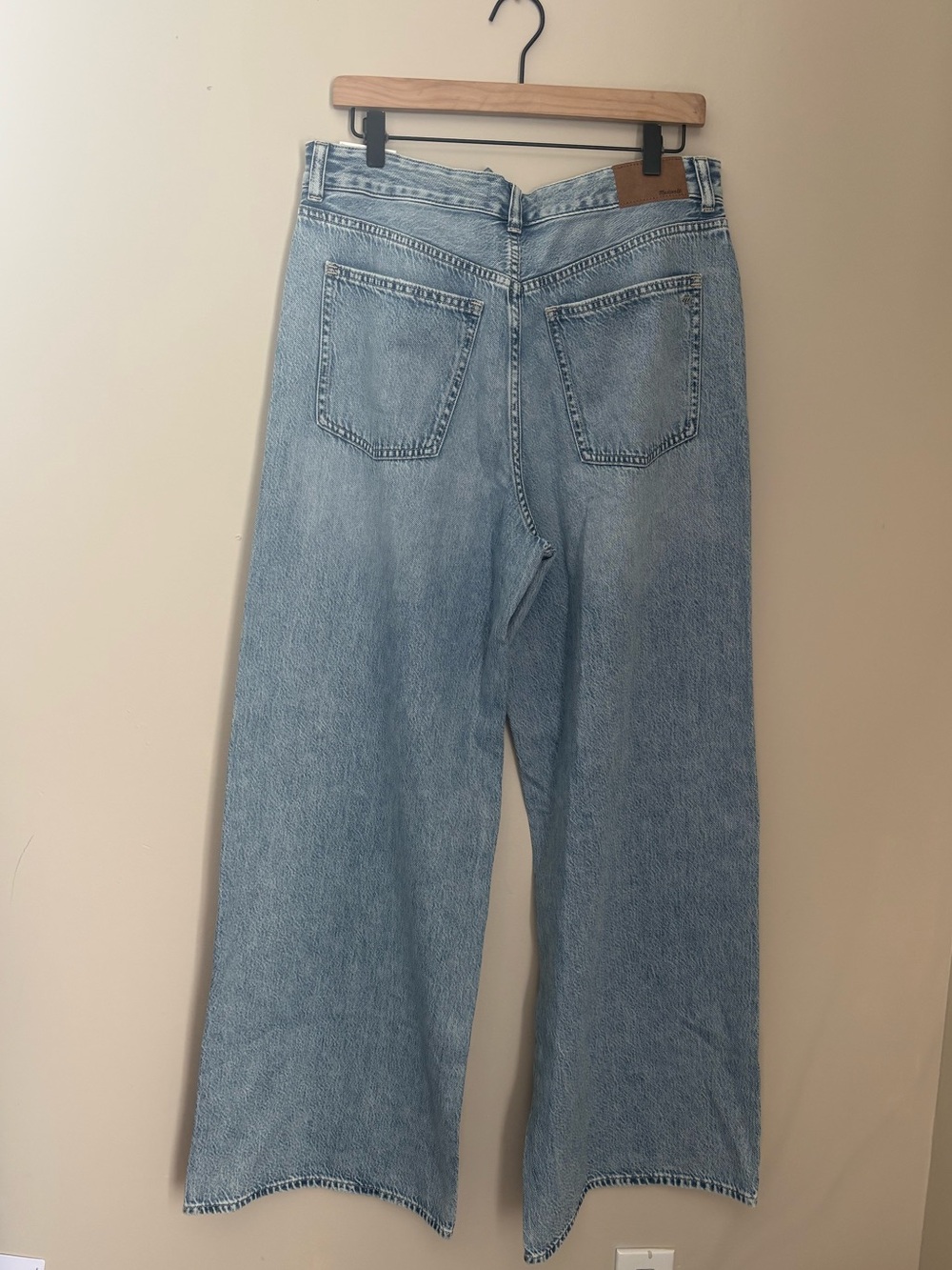 Light Blue Women's Wide-Leg Jeans - Brand - Picture 8 of 11